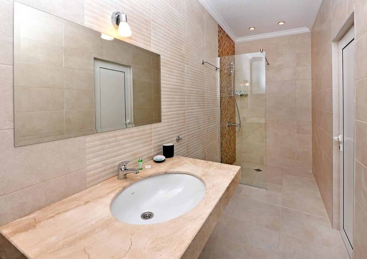Sirena Palace Family Hotel Obzor Ngoại thất bức ảnh