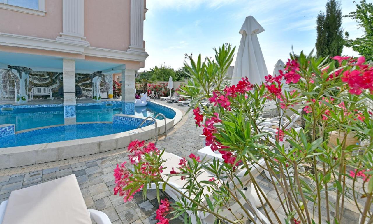 Sirena Palace Family Hotel Obzor Ngoại thất bức ảnh