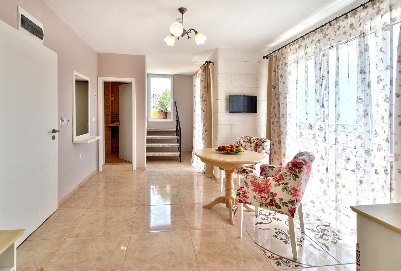 Sirena Palace Family Hotel Obzor Ngoại thất bức ảnh