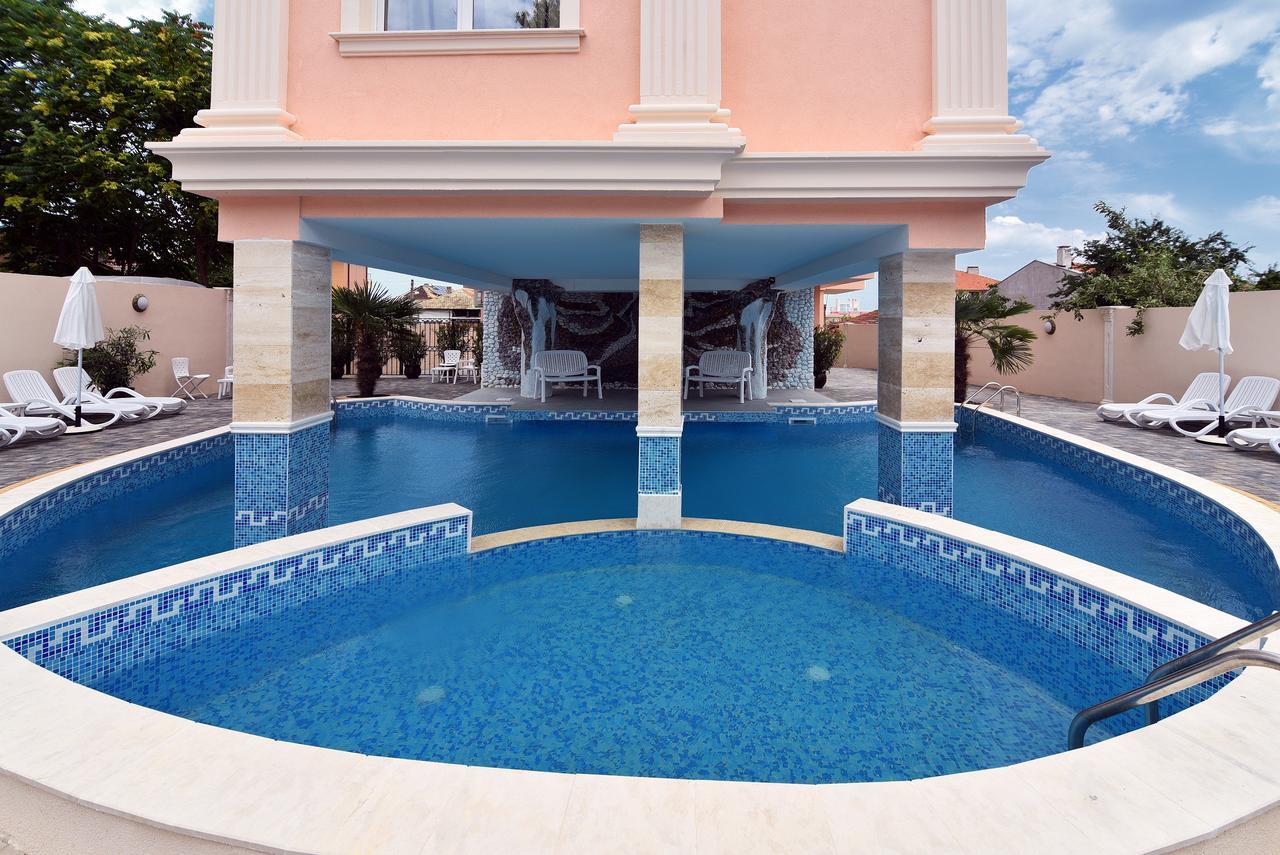 Sirena Palace Family Hotel Obzor Ngoại thất bức ảnh