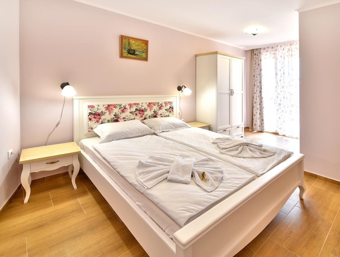 Sirena Palace Family Hotel Obzor Ngoại thất bức ảnh