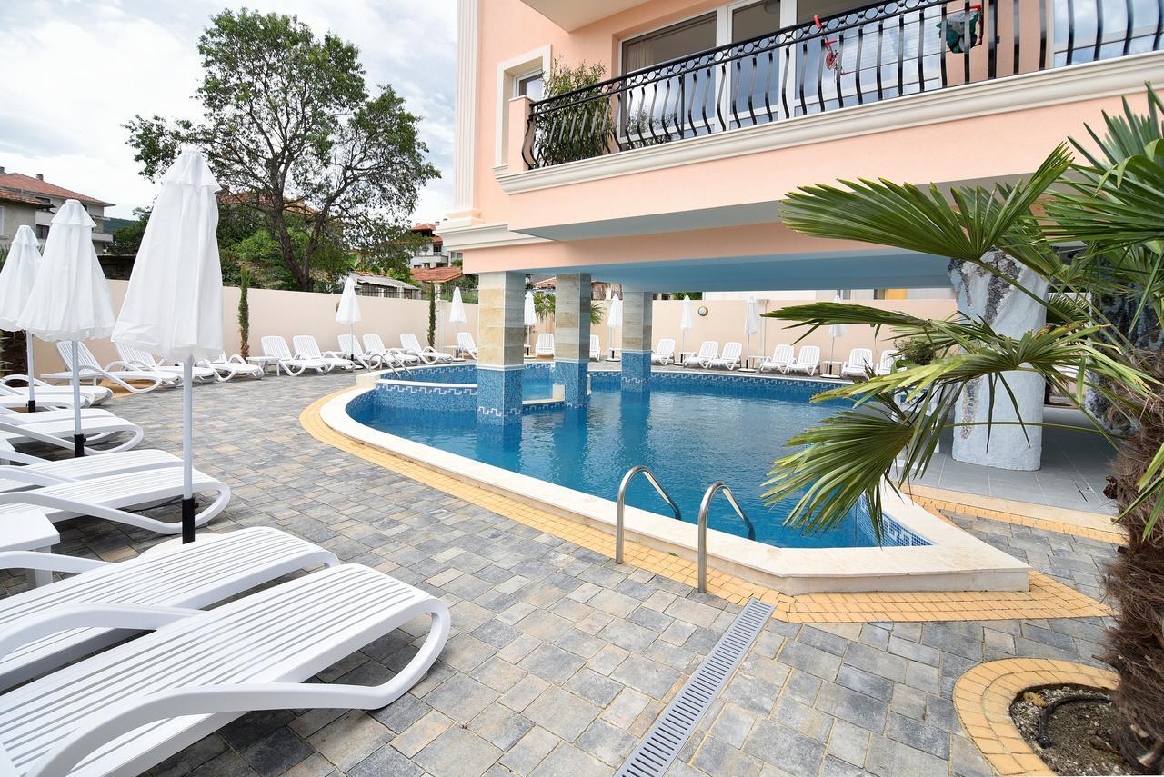 Sirena Palace Family Hotel Obzor Ngoại thất bức ảnh