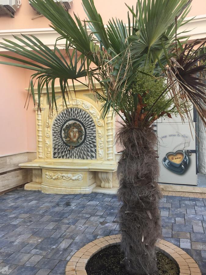 Sirena Palace Family Hotel Obzor Ngoại thất bức ảnh