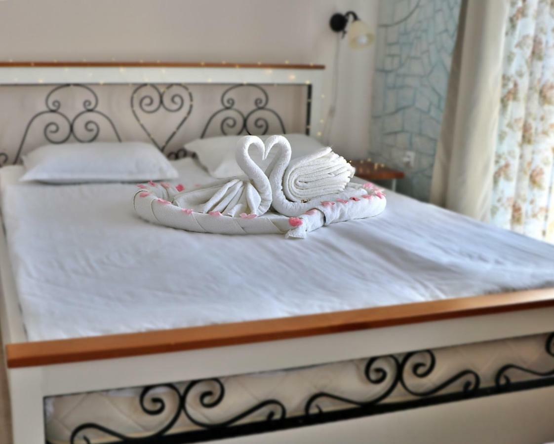 Sirena Palace Family Hotel Obzor Phòng bức ảnh